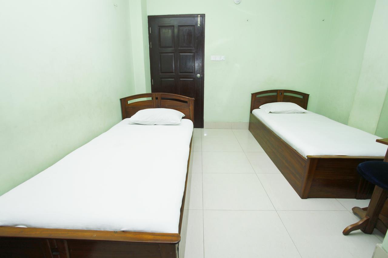 Hotel Star Park Dakhin Kattali Room photo